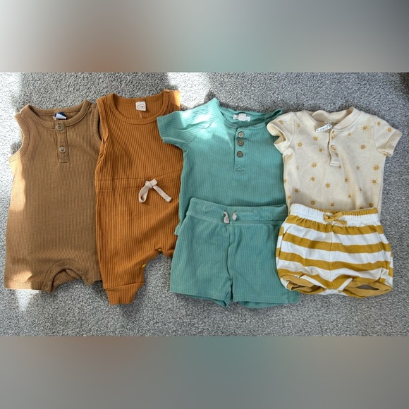 Baby Boy Summer Bundle 6/12M - Picture 1 of 5